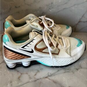 Nike Women's White and Teal Shox